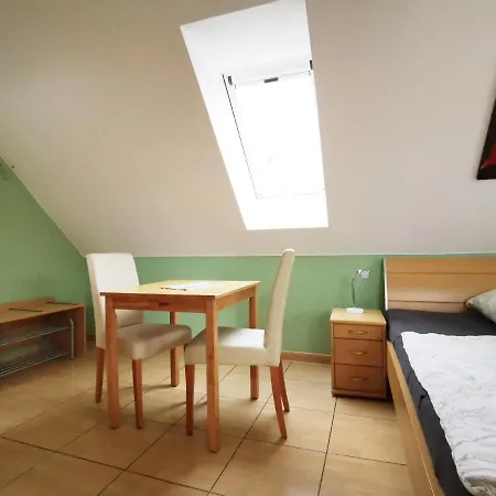 Apartament Eli Lenti *