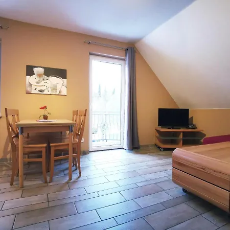 Apartament Eli Lenti *