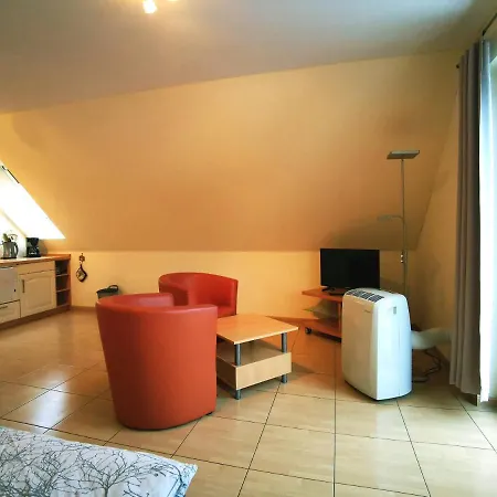 Apartament Eli Lenti Elend