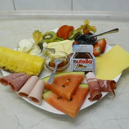 Apartament Eli Lenti