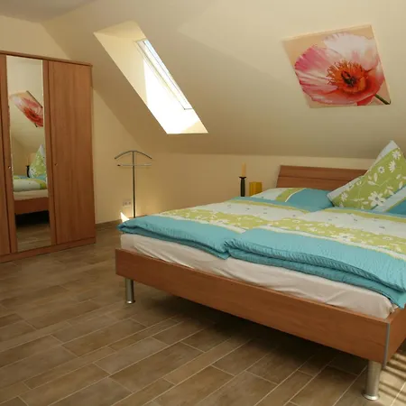 Apartament Eli Lenti Elend