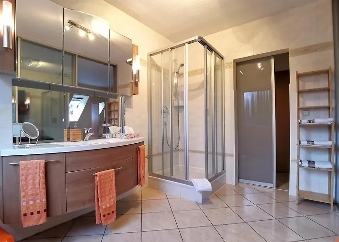 Eli Lenti Lägenhet Elend