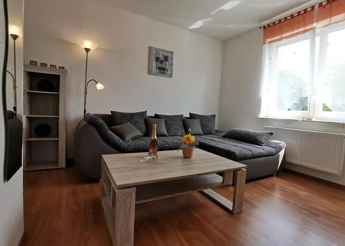 Eli Lenti Lägenhet Elend